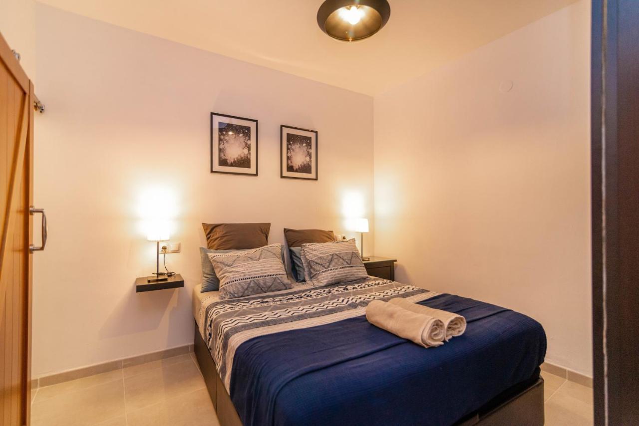 Lovely Cozy 2-Bedroom Residential Home With Patio Benalmadena Bagian luar foto